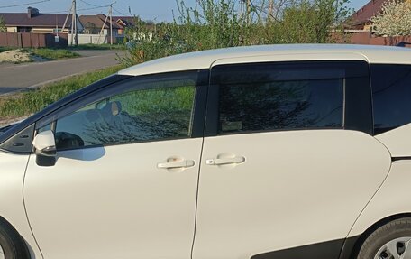 Toyota Sienta II, 2018 год, 1 500 000 рублей, 6 фотография
