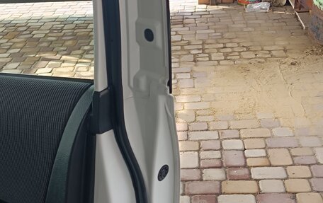 Toyota Sienta II, 2018 год, 1 500 000 рублей, 11 фотография