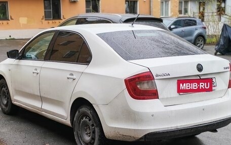 Skoda Rapid I, 2015 год, 375 000 рублей, 2 фотография