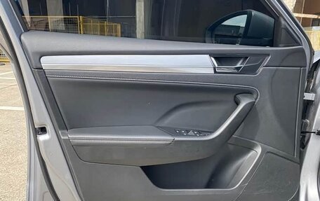 Skoda Superb III рестайлинг, 2023 год, 1 690 000 рублей, 8 фотография