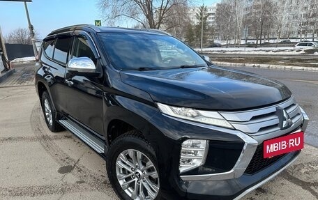 Mitsubishi Pajero Sport III рестайлинг, 2021 год, 3 250 000 рублей, 4 фотография