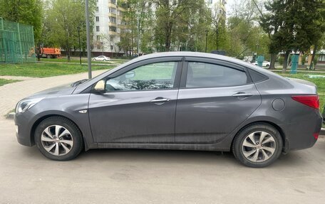 Hyundai Solaris II рестайлинг, 2016 год, 850 000 рублей, 2 фотография
