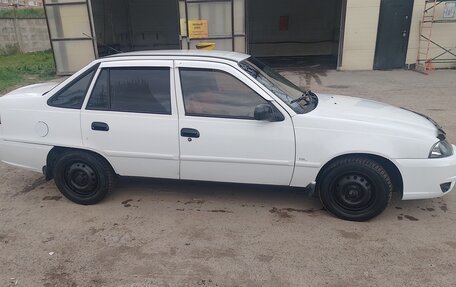 Daewoo Nexia I рестайлинг, 2014 год, 350 000 рублей, 5 фотография