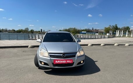 Opel Astra H, 2008 год, 580 000 рублей, 3 фотография
