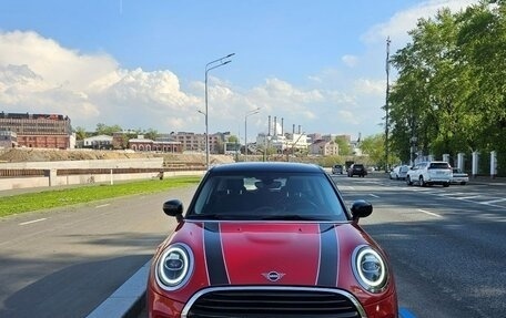 MINI Hatch, 2020 год, 2 350 000 рублей, 3 фотография