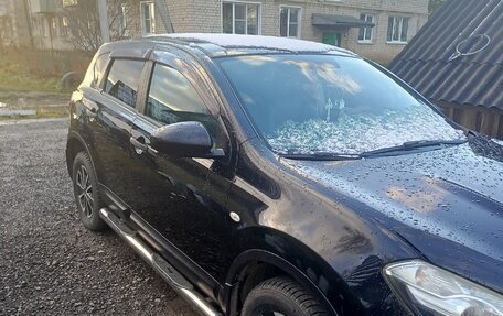 Nissan Qashqai, 2010 год, 780 000 рублей, 2 фотография