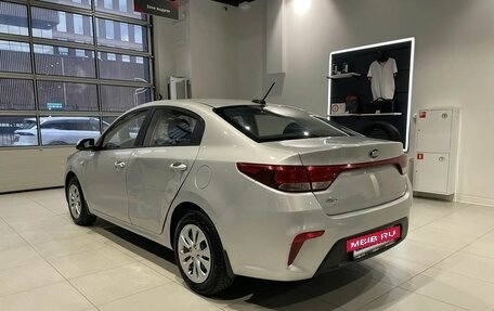 KIA Rio IV, 2018 год, 1 050 000 рублей, 6 фотография