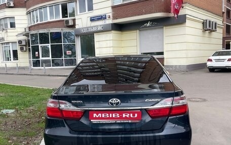 Toyota Camry, 2015 год, 1 800 000 рублей, 6 фотография