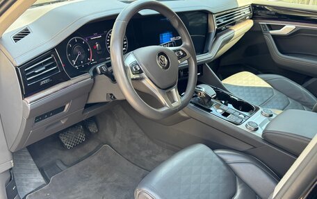 Volkswagen Touareg III, 2019 год, 5 490 000 рублей, 17 фотография