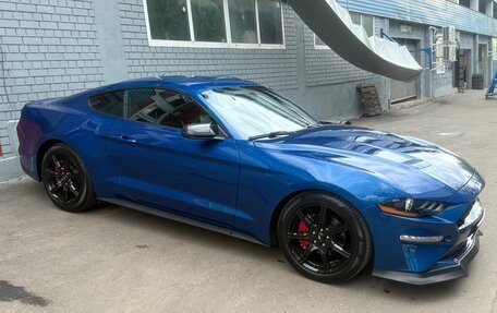 Ford Mustang VI рестайлинг, 2017 год, 3 000 000 рублей, 6 фотография