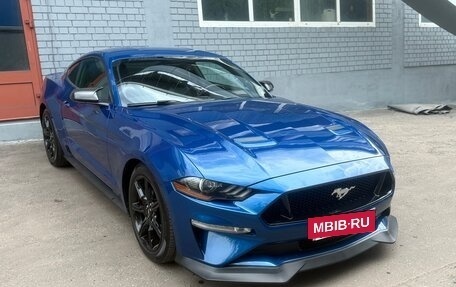Ford Mustang VI рестайлинг, 2017 год, 3 000 000 рублей, 5 фотография