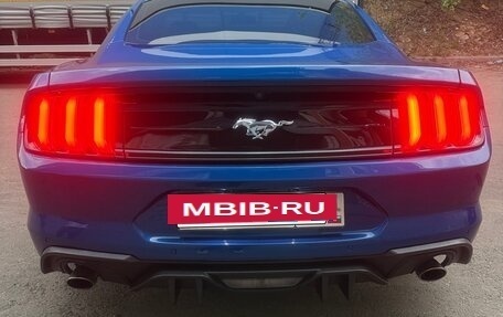 Ford Mustang VI рестайлинг, 2017 год, 3 000 000 рублей, 9 фотография