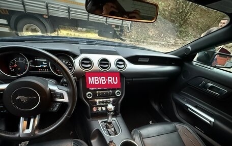 Ford Mustang VI рестайлинг, 2017 год, 3 000 000 рублей, 12 фотография