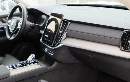 Volvo XC90 II рестайлинг, 2025 год, 11 290 000 рублей, 15 фотография