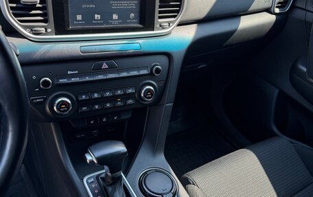 KIA Sportage IV рестайлинг, 2019 год, 2 750 000 рублей, 20 фотография