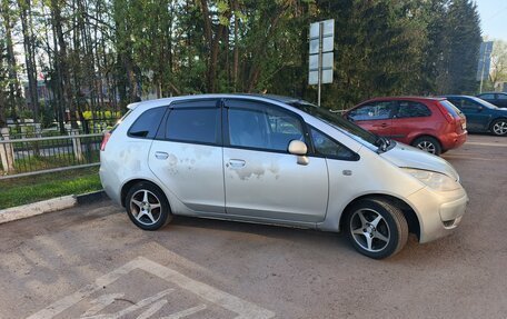 Mitsubishi Colt VI рестайлинг, 2005 год, 380 000 рублей, 2 фотография