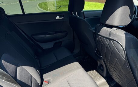 KIA Sportage IV рестайлинг, 2019 год, 2 750 000 рублей, 32 фотография