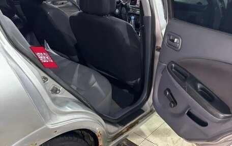 Nissan Almera, 2005 год, 200 000 рублей, 14 фотография