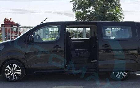 Citroen SpaceTourer I, 2026 год, 4 125 000 рублей, 27 фотография