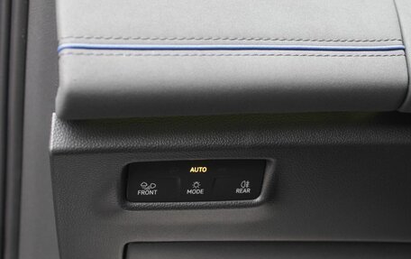 Volkswagen Tiguan, 2026 год, 4 650 000 рублей, 24 фотография