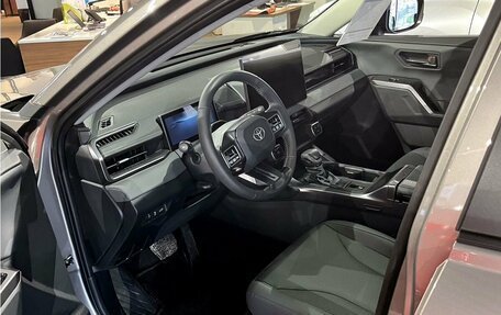 Toyota RAV4, 2026 год, 4 680 000 рублей, 17 фотография