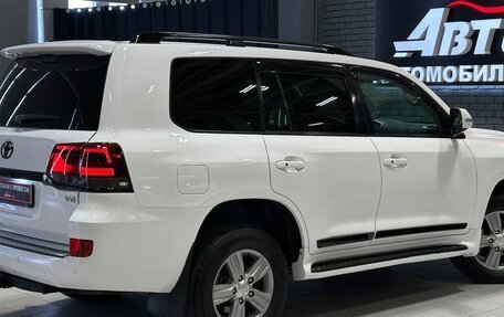 Toyota Land Cruiser 200, 2010 год, 3 400 000 рублей, 6 фотография