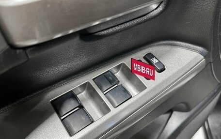 Toyota Land Cruiser 200, 2010 год, 3 400 000 рублей, 20 фотография