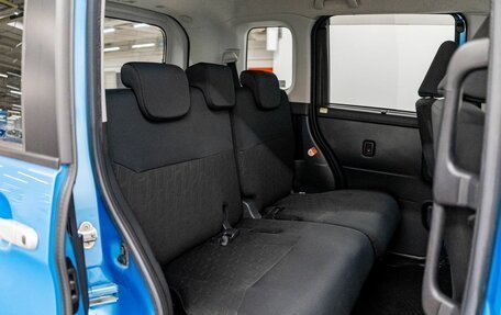 Toyota Roomy I, 2019 год, 1 075 000 рублей, 8 фотография