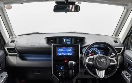 Toyota Roomy I, 2019 год, 1 075 000 рублей, 9 фотография