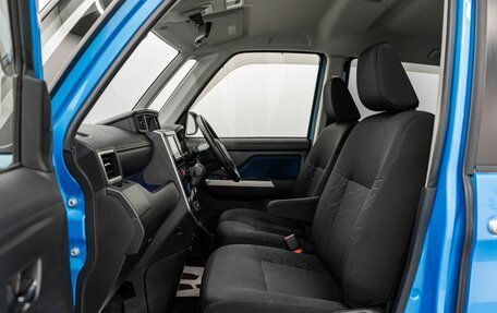 Toyota Roomy I, 2019 год, 1 075 000 рублей, 6 фотография