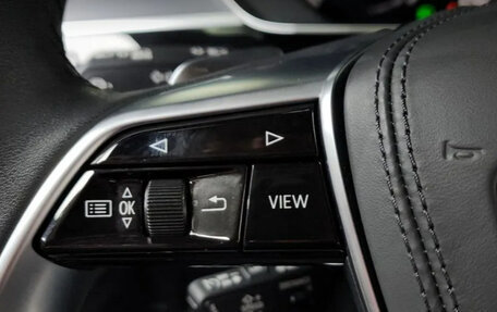 Audi A8, 2025 год, 13 850 000 рублей, 17 фотография