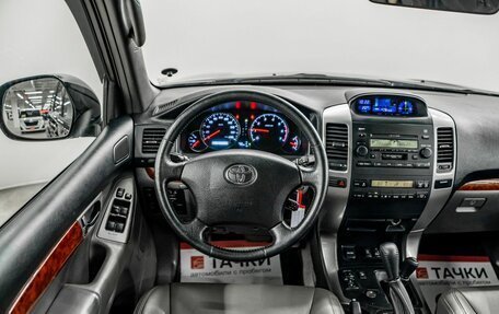 Toyota Land Cruiser Prado 120 рестайлинг, 2006 год, 2 075 000 рублей, 10 фотография