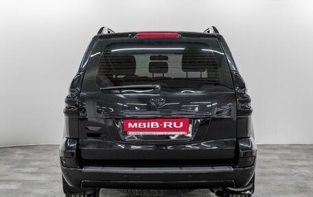 Toyota Land Cruiser Prado 120 рестайлинг, 2006 год, 2 075 000 рублей, 5 фотография