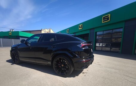 Lamborghini Urus I, 2023 год, 33 000 000 рублей, 7 фотография