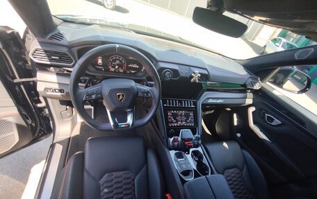 Lamborghini Urus I, 2023 год, 33 000 000 рублей, 10 фотография