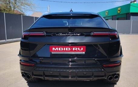 Lamborghini Urus I, 2023 год, 33 000 000 рублей, 8 фотография