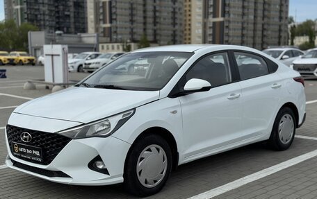Hyundai Solaris II рестайлинг, 2020 год, 860 000 рублей, 2 фотография