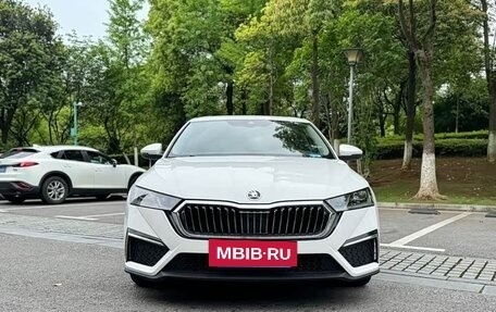 Skoda Octavia IV, 2021 год, 1 900 123 рублей, 2 фотография