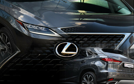 Lexus RX IV рестайлинг, 2021 год, 6 070 000 рублей, 8 фотография