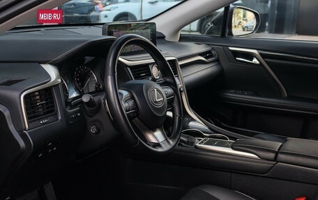 Lexus RX IV рестайлинг, 2021 год, 6 070 000 рублей, 15 фотография