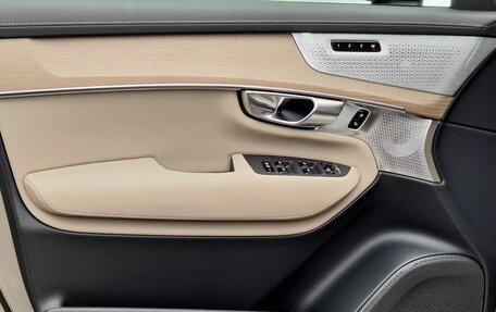 Volvo XC90 II рестайлинг, 2025 год, 10 500 000 рублей, 11 фотография