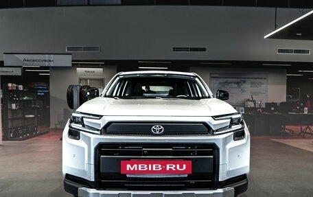 Toyota RAV4, 2026 год, 4 650 000 рублей, 8 фотография