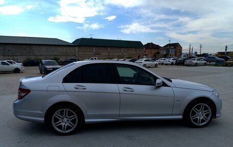 Mercedes-Benz C-Класс, 2010 год, 920 000 рублей, 3 фотография