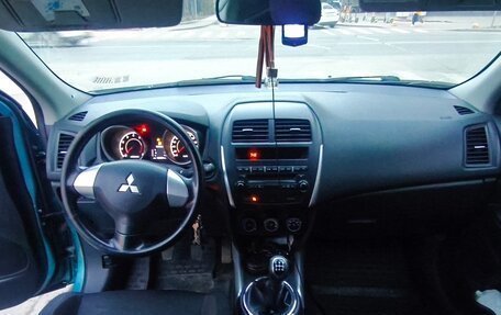 Mitsubishi ASX I рестайлинг, 2010 год, 1 000 000 рублей, 10 фотография