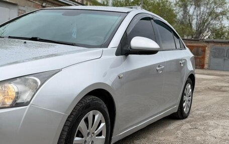 Chevrolet Cruze II, 2011 год, 690 000 рублей, 17 фотография