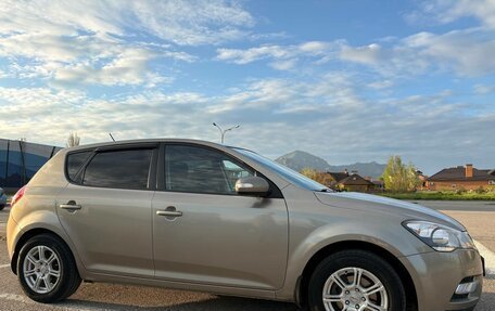 KIA cee'd I рестайлинг, 2010 год, 800 000 рублей, 9 фотография