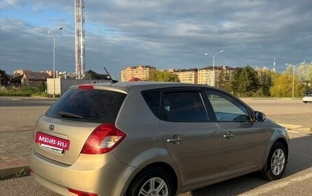 KIA cee'd I рестайлинг, 2010 год, 800 000 рублей, 4 фотография