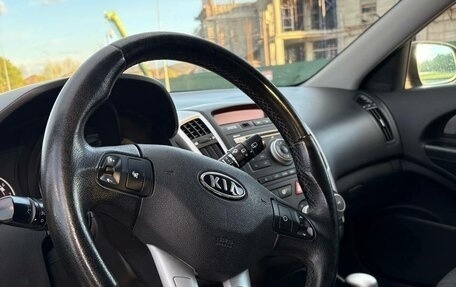 KIA cee'd I рестайлинг, 2010 год, 800 000 рублей, 10 фотография