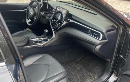 Toyota Camry, 2023 год, 4 100 000 рублей, 3 фотография