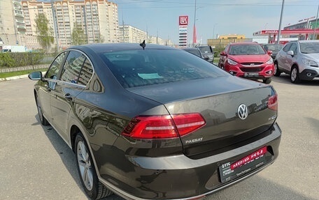 Volkswagen Passat B8 рестайлинг, 2017 год, 1 840 000 рублей, 11 фотография